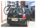Opel <br> Zafira B <br>  Bj. 04/2005 bis 12/2006 <br> Bj. 01/2007 bis 2011 <br> Grundtrger <br> 812113  300 <br> Zusatzbeleuchtung bei niedrigen Fahrradtransport verwenden!